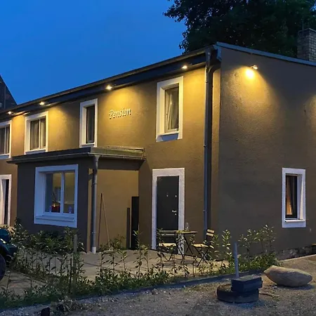 Flughafen Leipzig בית הארחה Freiroda