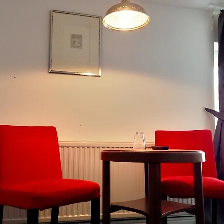 Casa de hóspedes Flughafen Leipzig *